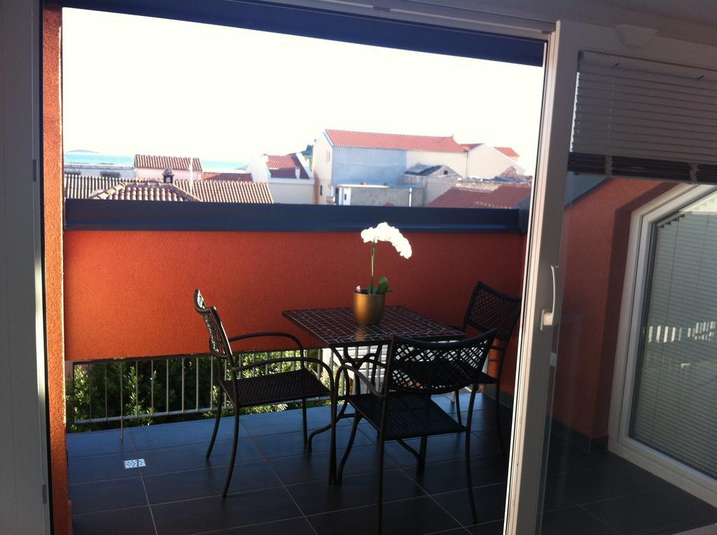 Number 5 Apartment Pakoštane Екстериор снимка