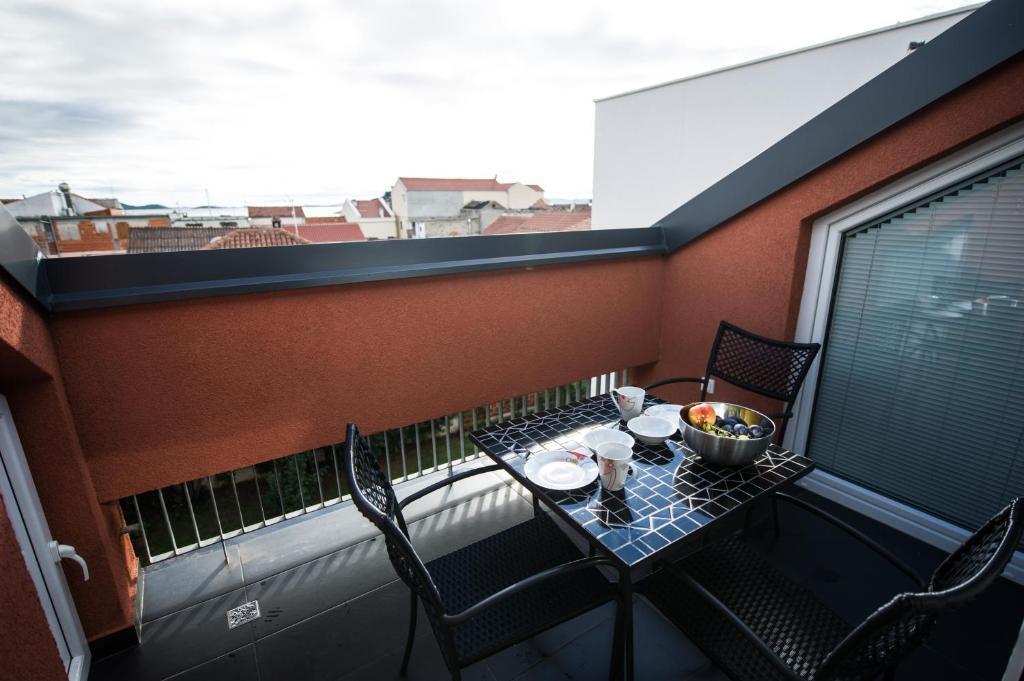 Number 5 Apartment Pakoštane Стая снимка